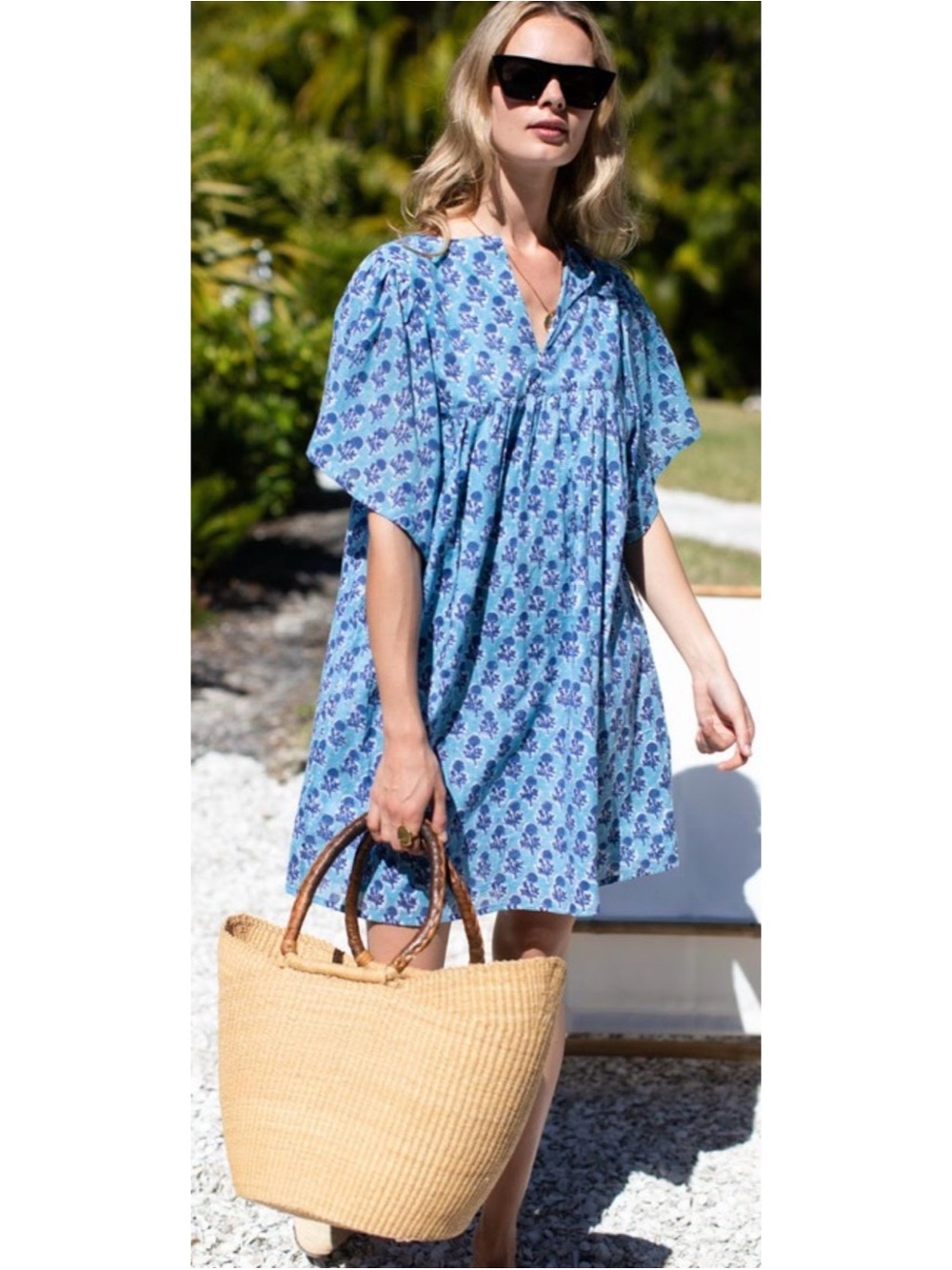 Blue Floral Short Sleeve V-Neck Women’s Dress